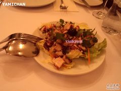 八爪鱼蔬菜色拉-大堂街8号葡国餐厅(RESTAURANTE ESCADA)