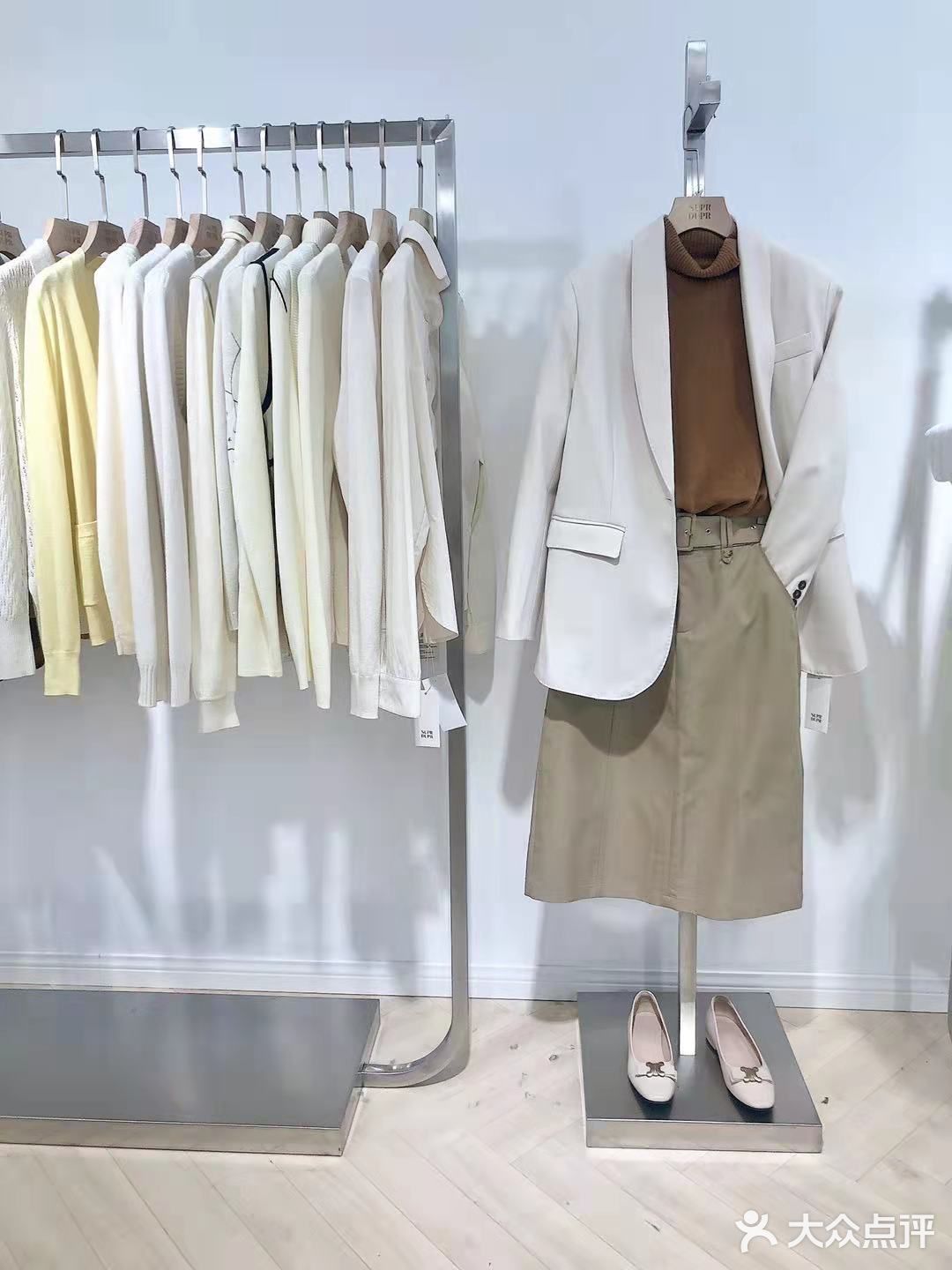 省下的钱能多买半个衣柜  太便宜了