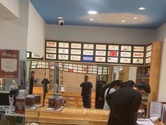 -豪门视光·星趣控·蔡司依视路眼镜代理商(中央大街店)
