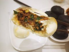 鲜肉包-李与白包子铺(桐梓林店)