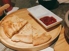 -耶里夏丽·丝路国际新疆菜·清真食品(徐汇南丹东路臻选店)