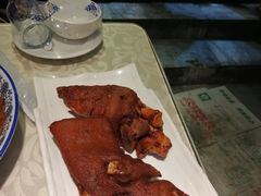 猪手-眷江南之小蓝鲸(王府大街店)