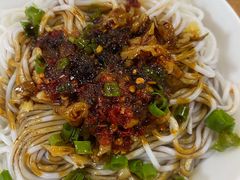 拌粉-老字号眼镜子煎包汤包店