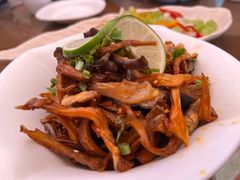 -隔壁老王·家常云南菜(花巷店)