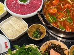 -亮欢寨酸汤鱼(沙冲路店)
