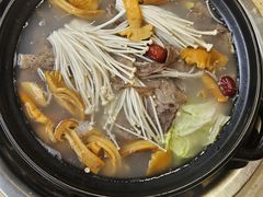 -九寨特色牦牛肉汤锅 羊肉汤锅