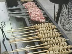 -云晓光头烧烤吧(德平路店)