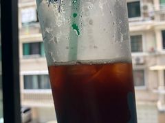 -星巴克(杭州西湖银泰1F店)