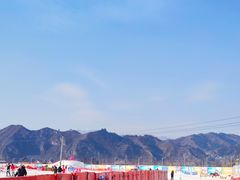 -荣盛康旅野三坡滑雪场