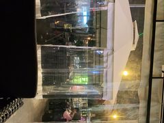 -何师烧烤·香辣蟹·川菜·30年老品牌(太古里旗舰店)