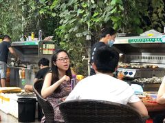 -蚝哥花姐湛江烤生蚝(美丽湾市场店)