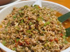 黑三垛-老滇山寨•云南特色菜•地方菜•民族风情歌舞表演(金碧店)