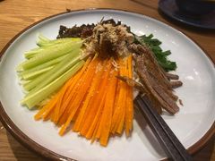 -麦麦山云南菜(复地活力城店)