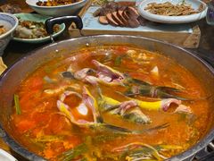 -亮欢寨酸汤鱼(沙冲路店)