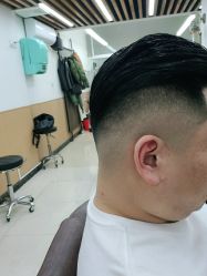 -纯剪男士理发馆·烫染专业店