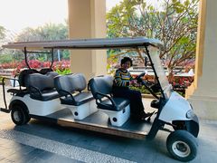 -西双版纳融创皇冠假日度假酒店