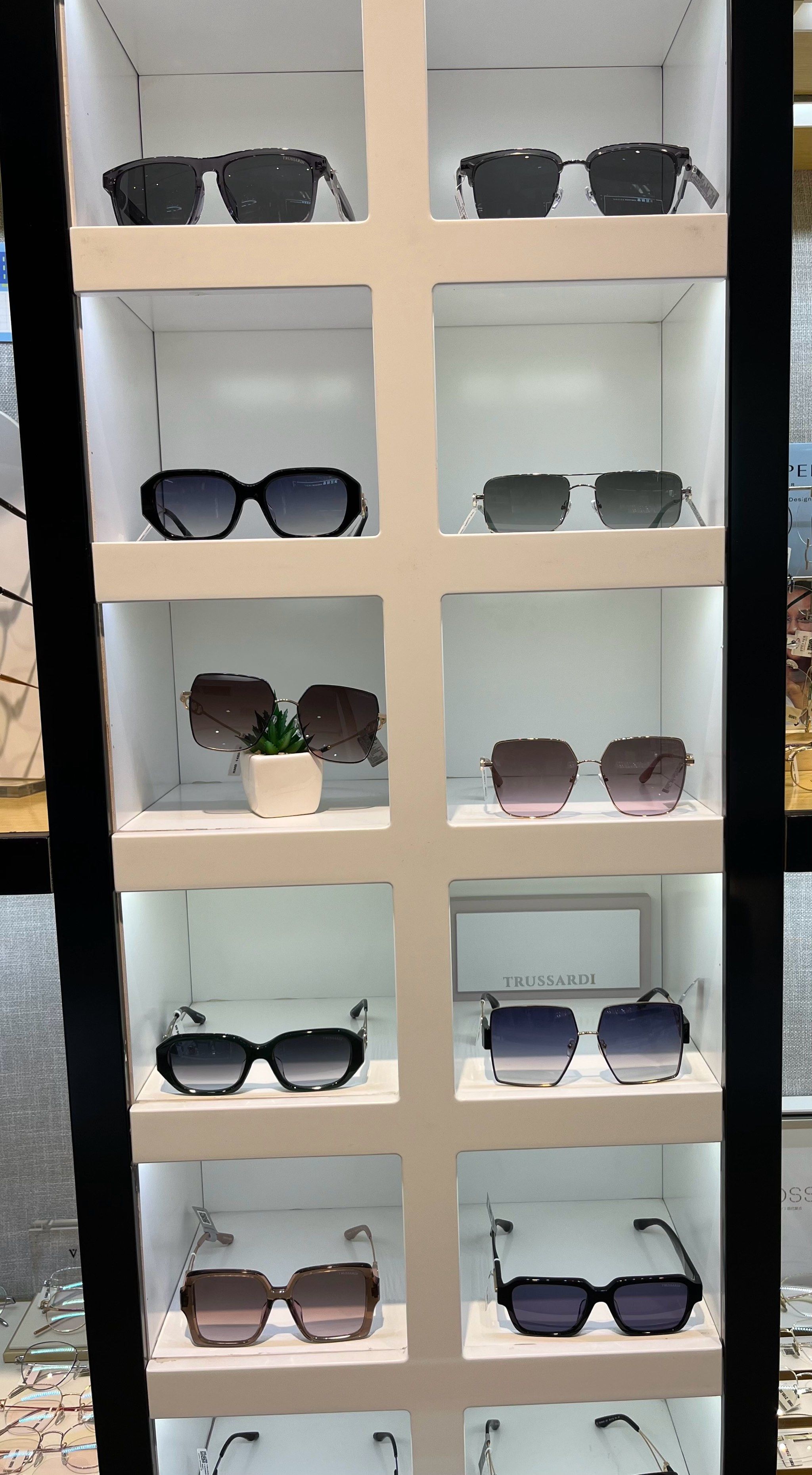 杜鲁萨迪trussardi太阳镜夏日必入款