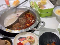 -嘎琉鲜切牛肉自助火锅