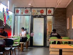 -麦当劳(伟城广场店)