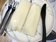 榴莲肠粉-糖糖屋•糖水•雪花冰店(时尚天河店)