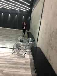 -CASTER跳舞俱乐部