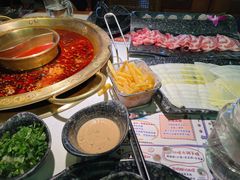 -新哥老官·畅吃123·美蛙世界(苏宁广场店)
