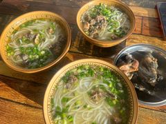 -正宗李家土鸡米线店
