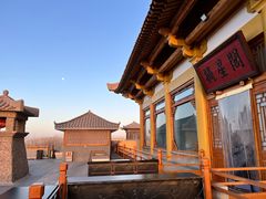 -敦煌山庄摘星阁