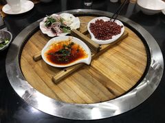 -大锅大灶柴火鸡鱼