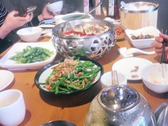 -隔壁老王·家常云南菜(花巷店)