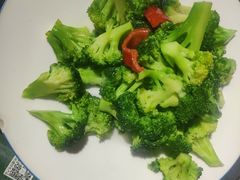 -伊带伊路新疆美食府(呼家楼店)