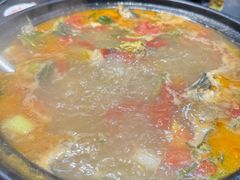 -丹水桥地锅鱼·翘嘴鲌·地方特色全鱼宴(丹江口大坝店)