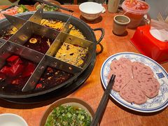 -周小明火锅(黑金冠社区店)