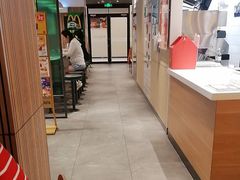 -麦当劳(百联西郊购物中心店)
