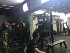 -简·无界健身工作室·运动康复·体态(石厦店)