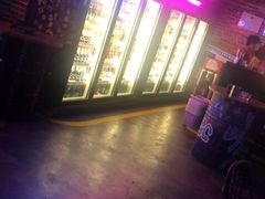 -UP嘻哈酒吧(粉巢店)