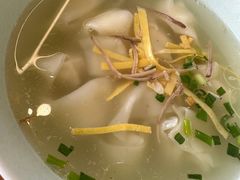 小馄饨-忆秦园小笼包(惠山古镇总店)