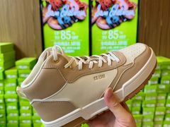-广州周大福金融中心
