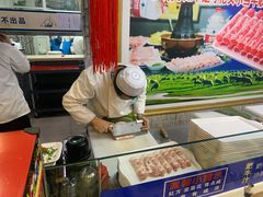 -楼外楼大刀肉传统火锅居(幸福街店)