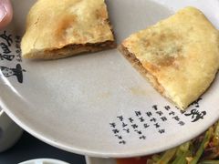 -肖四女乐山跷脚牛肉(世博源店)