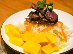芒果牛肉沙拉-mango tree芒果树泰国餐厅(青岛万象城店)