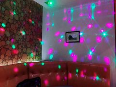 -糖潮量贩KTV(高新万达广场店)