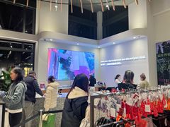 -lululemon(比斯特购物村店)