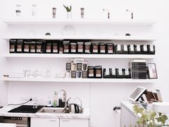 -UNI UNI(环亚凯瑟琳店)