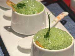 白玉蜗牛佐蒜香奶油酱-弦月窗LUNETTE BY AMANDA(复兴路店)