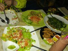 -Jungle Kitchen