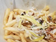 -MOMENTI手工意面(晶耀前滩店)