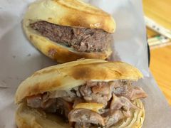 -闫家驴肉火烧(五四店)