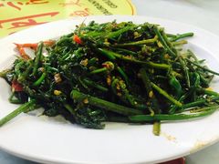 -明记烧鱼美味店
