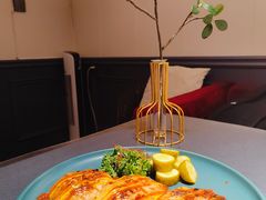 俄式煎牛肉饼-吱咖啡西式简餐